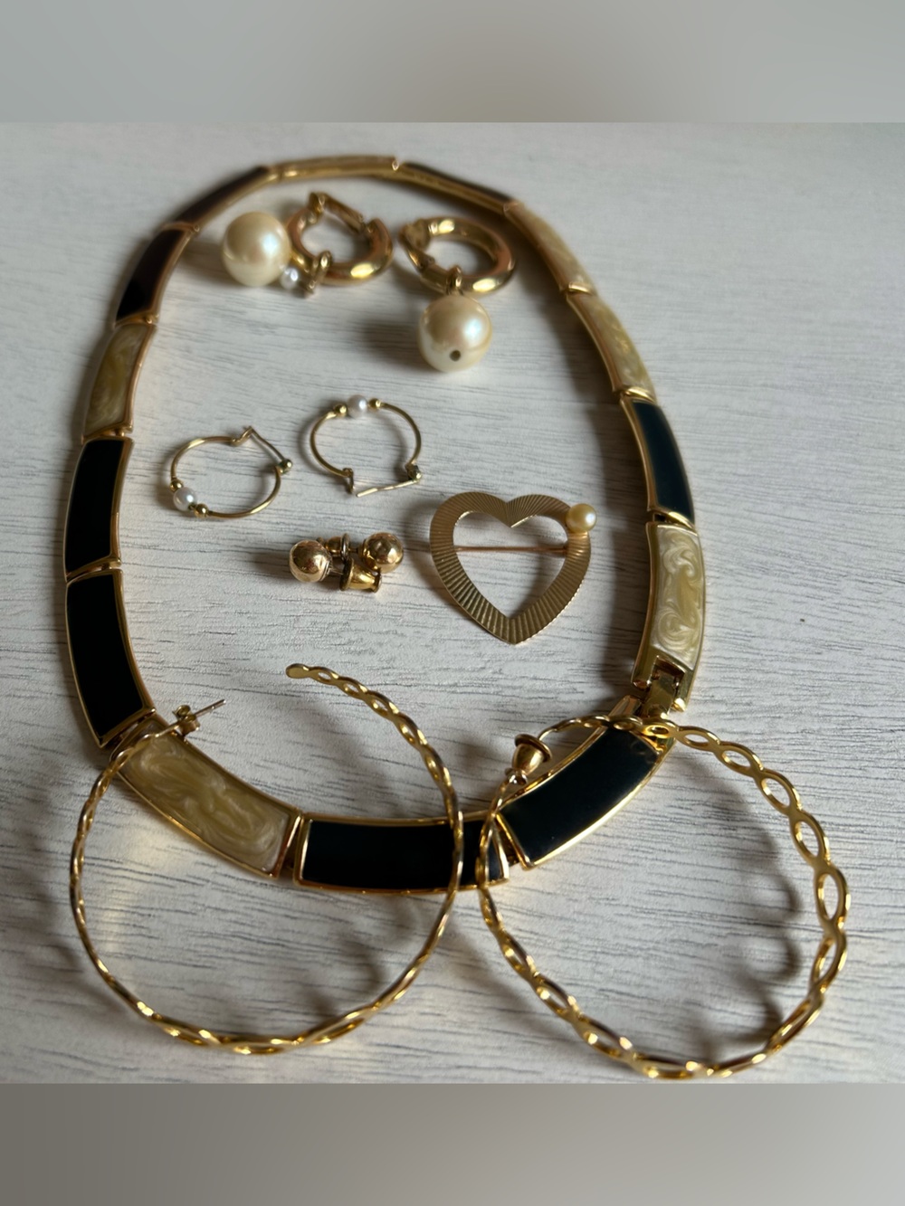Gold-Tone Black & Cream necklace & misc earrings & lovely heart w/ pearl pin